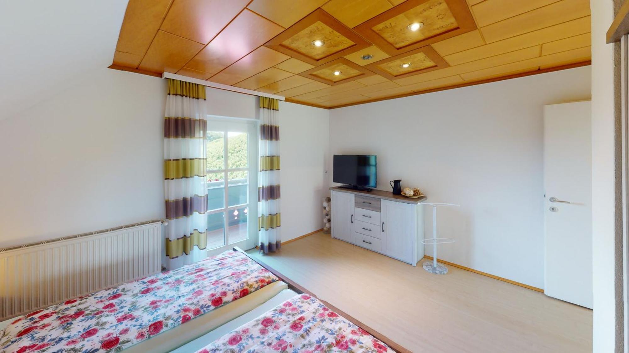 Ferienwohnung Kleissner Grossklein Екстер'єр фото